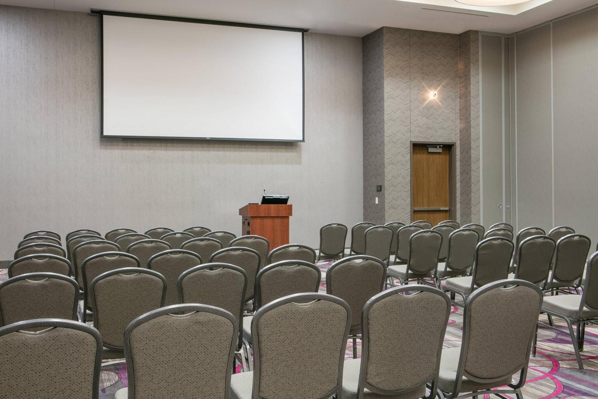 Courtyard By Marriott Omaha Bellevue At Beardmore Event Center Zewnętrze zdjęcie