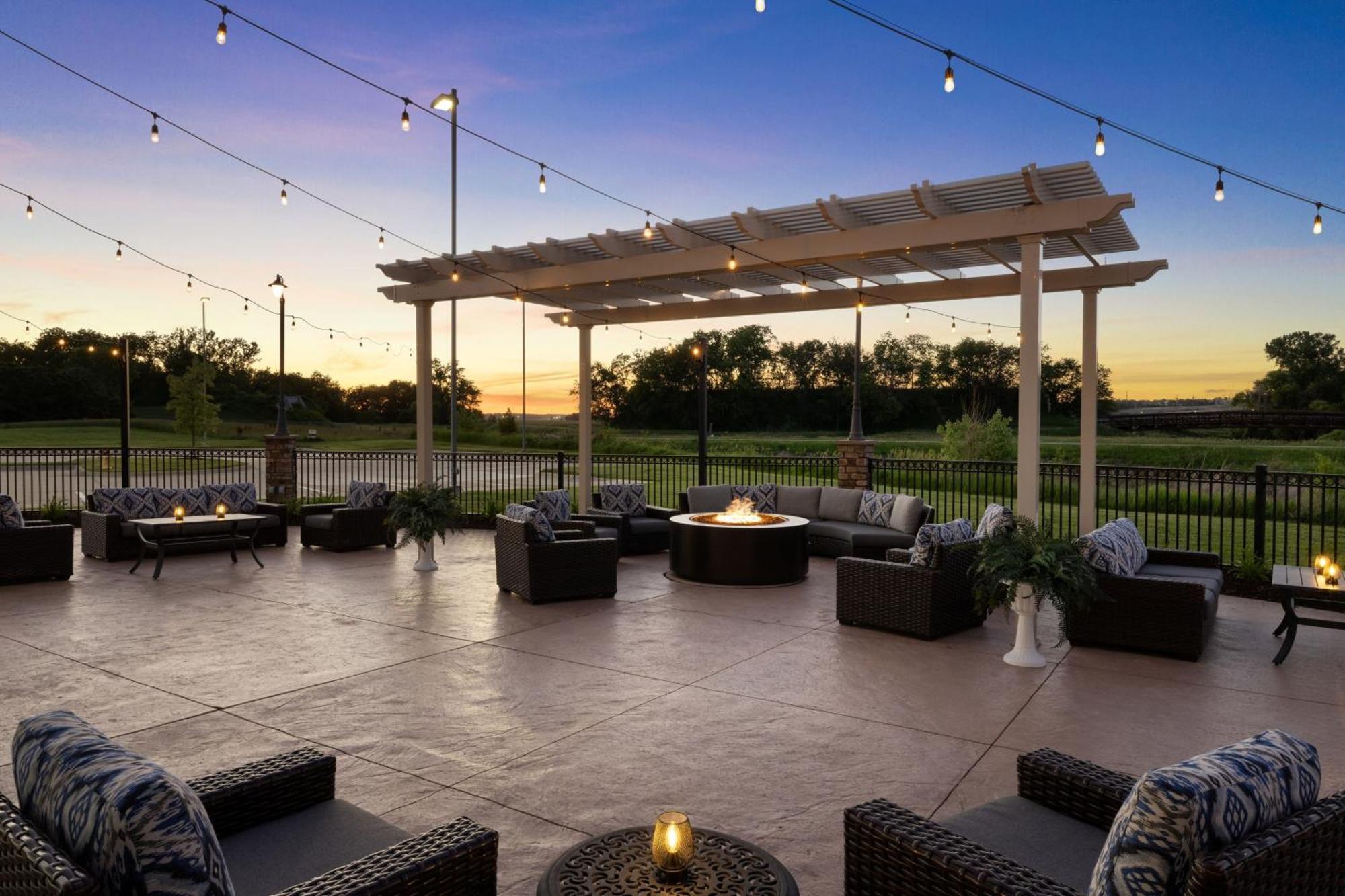 Courtyard By Marriott Omaha Bellevue At Beardmore Event Center Zewnętrze zdjęcie