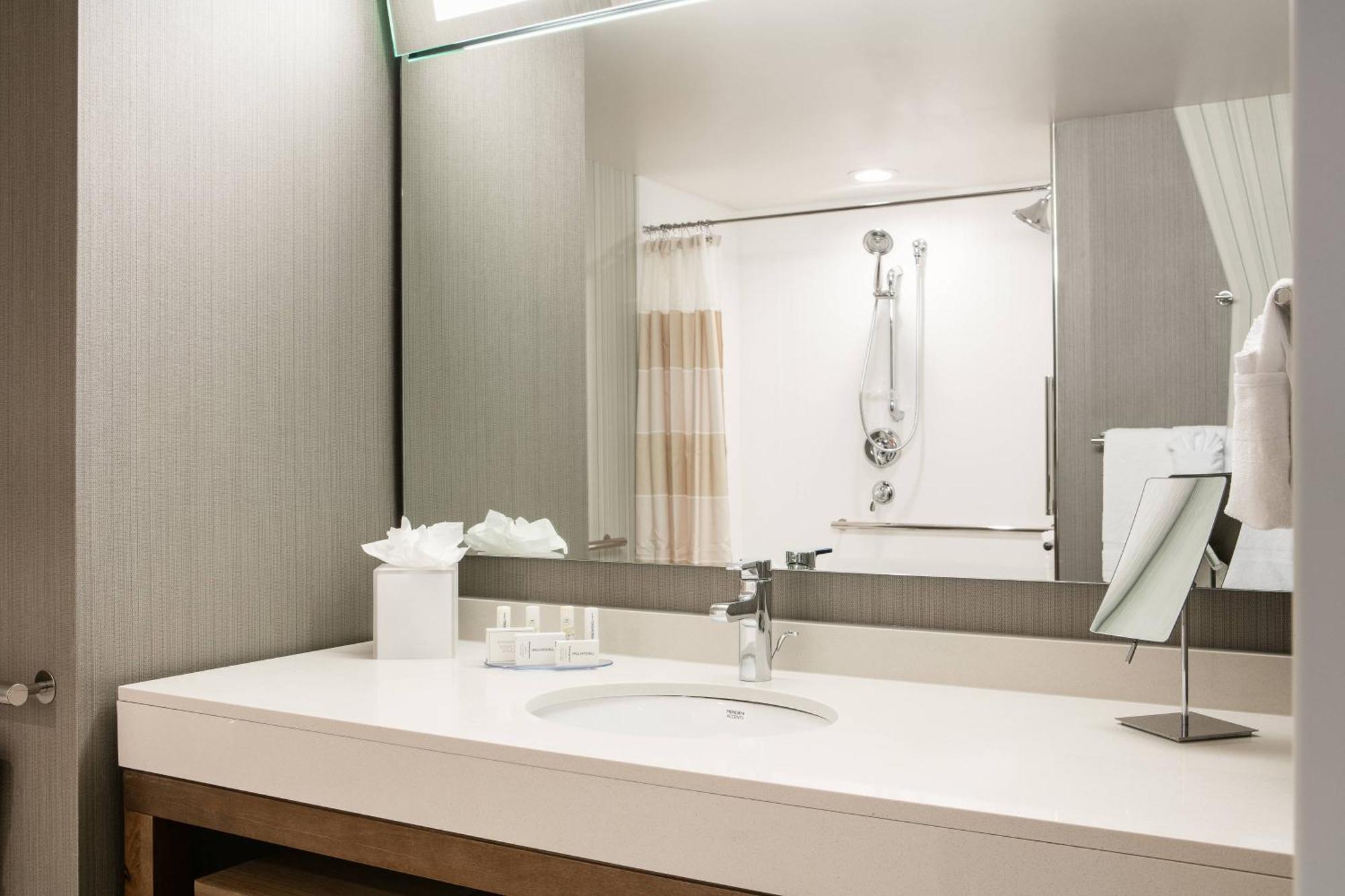 Courtyard By Marriott Omaha Bellevue At Beardmore Event Center Zewnętrze zdjęcie