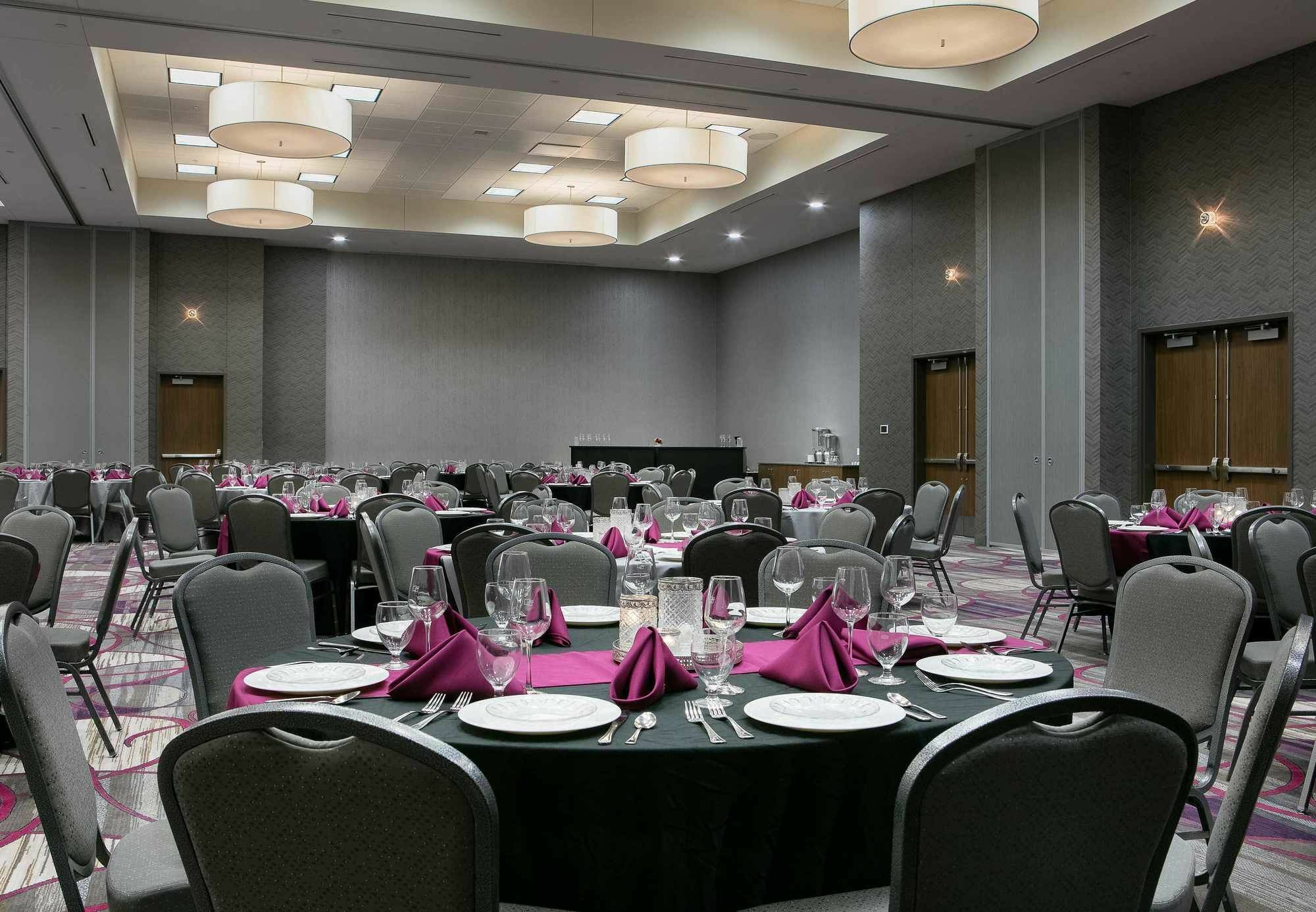 Courtyard By Marriott Omaha Bellevue At Beardmore Event Center Zewnętrze zdjęcie
